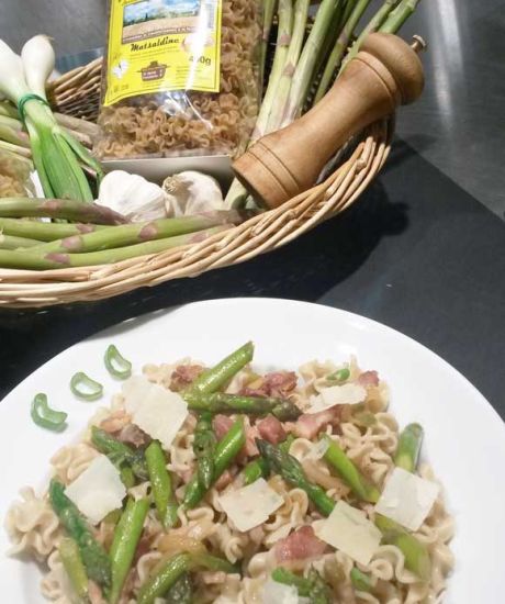 https://scarabee-biocoop.life/asperges sautées